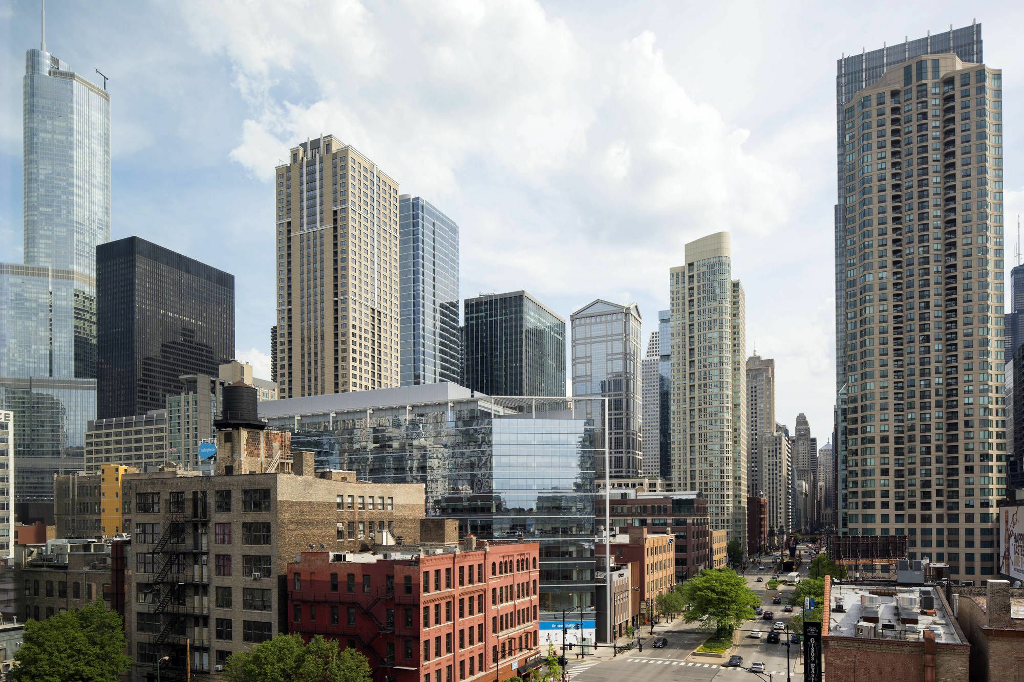 Moxy Chicago Downtown Hotel Exterior photo